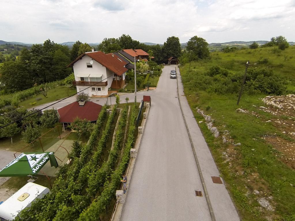 Apartment Bastaja Slunj Kamer foto