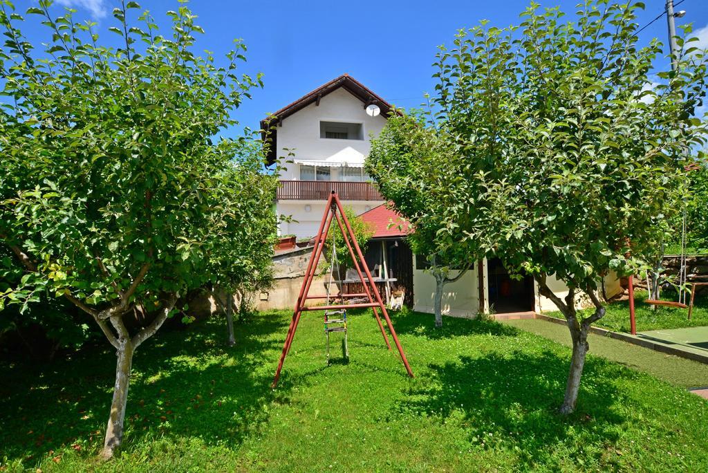 Apartment Bastaja Slunj Buitenkant foto